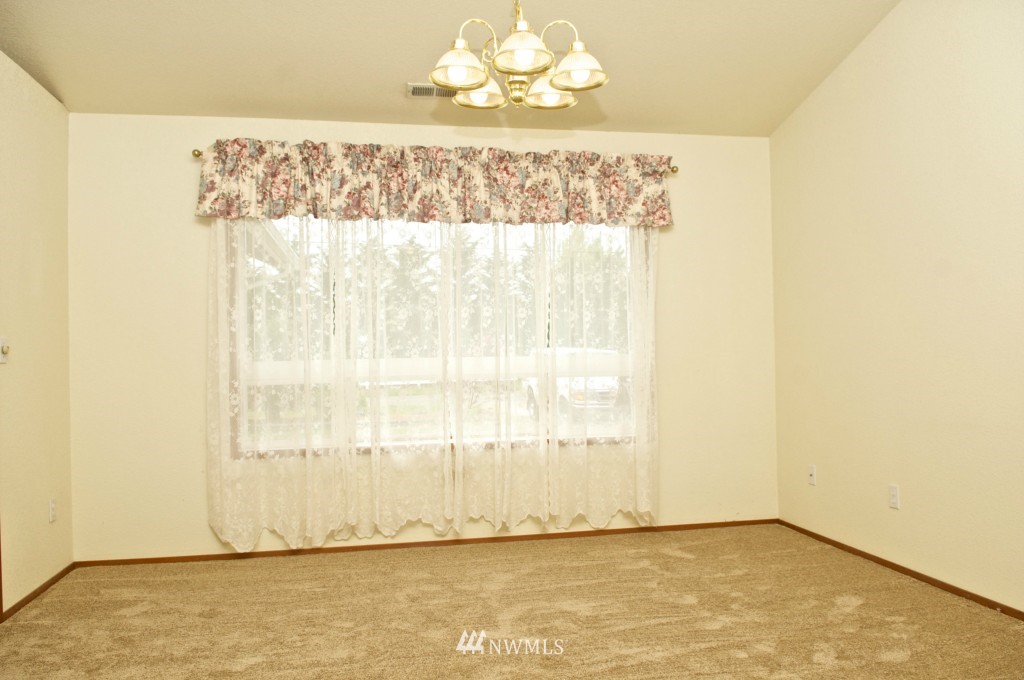 13320 Erskine Road Southwest Rochester, WA 98579 - Photo 10 of 25