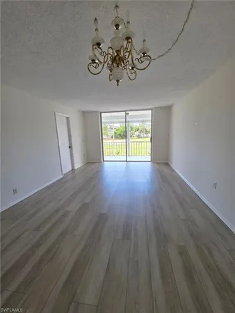 $1,450 | 160 Turtle Lake Court, Unit 209, Naples, FL 34105