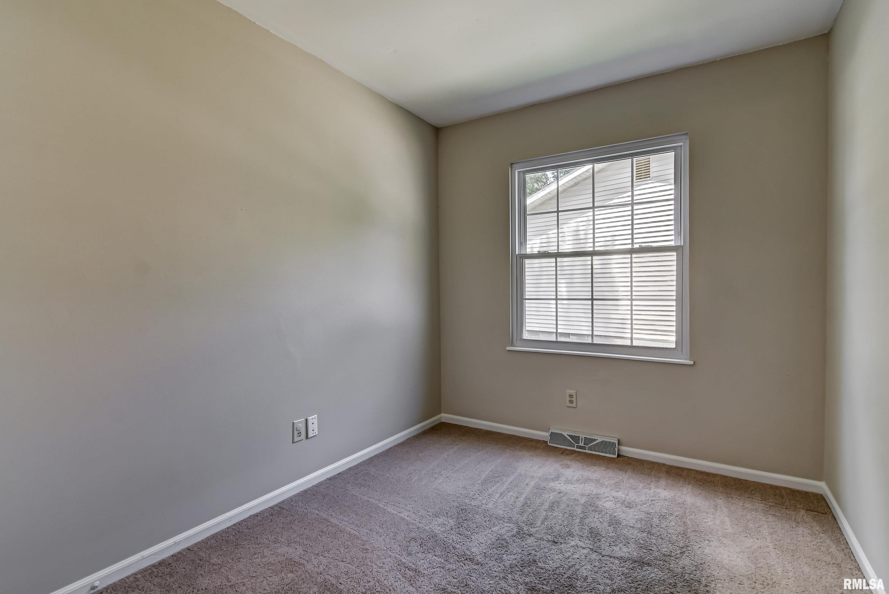 3812 Thrush Lane Springfield, IL 62707 - Photo 17 of 35 Gallery Image 17