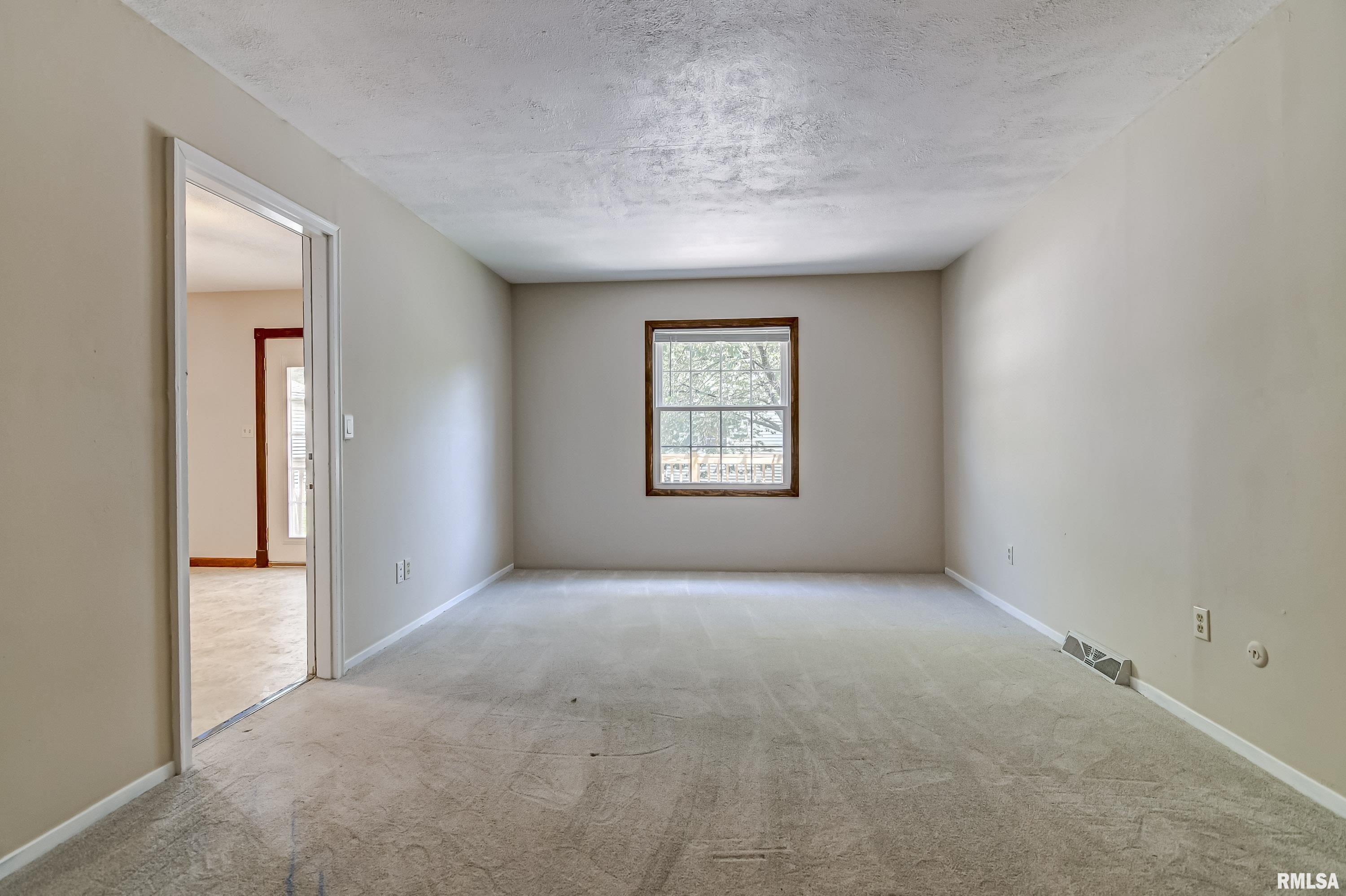 3812 Thrush Lane Springfield, IL 62707 - Photo 24 of 35 Gallery Image 24