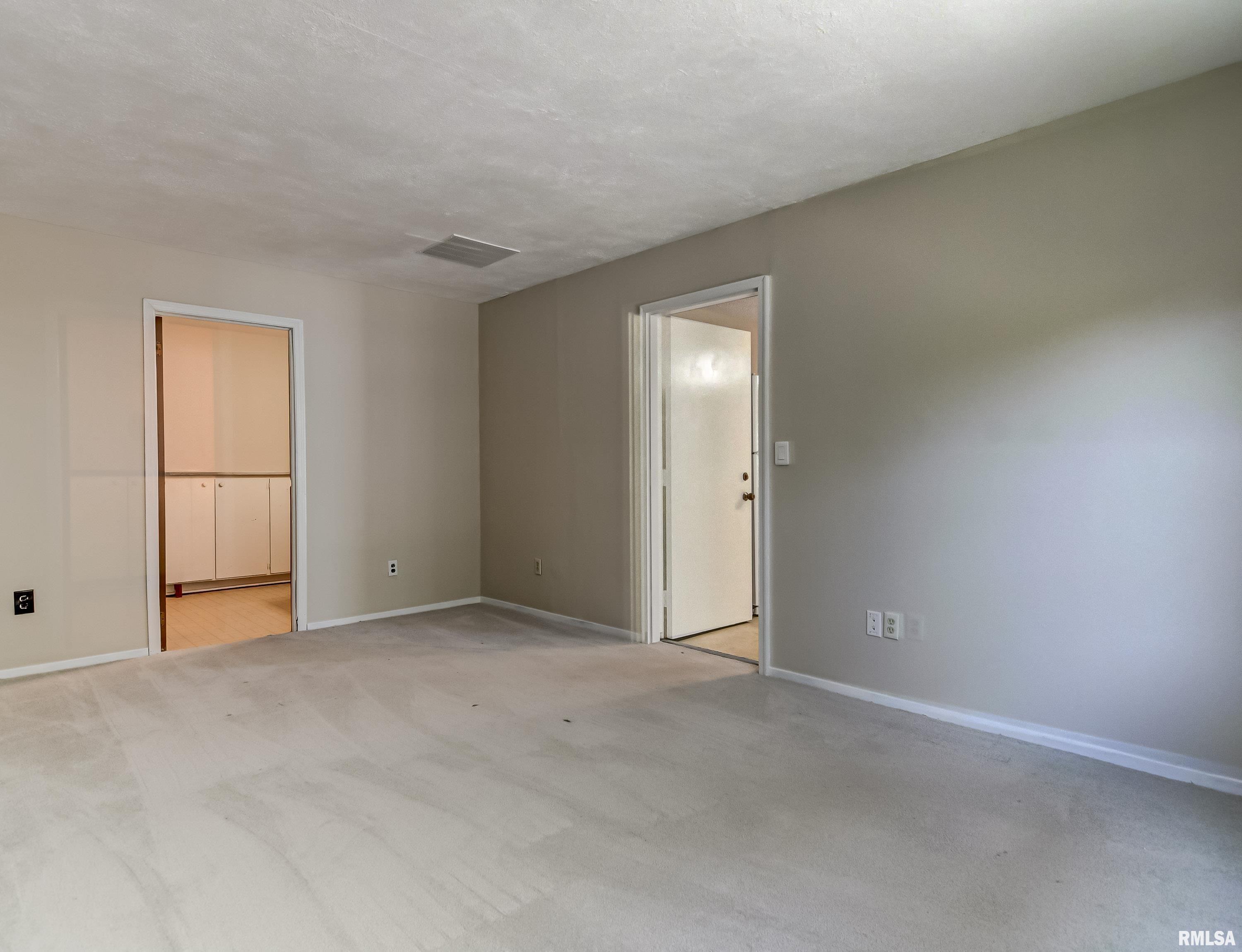 3812 Thrush Lane Springfield, IL 62707 - Photo 25 of 35 Gallery Image 25