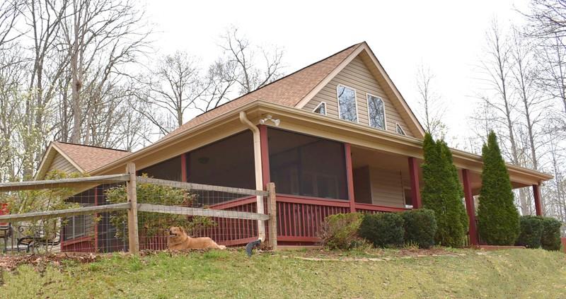 132 Hood Acres Road Young Harris, GA 30582 - Photo 2 of 31