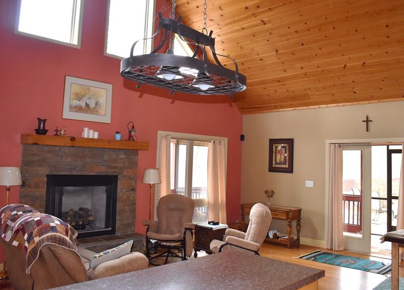 132 Hood Acres Road Young Harris, GA 30582 - Photo 4 of 31