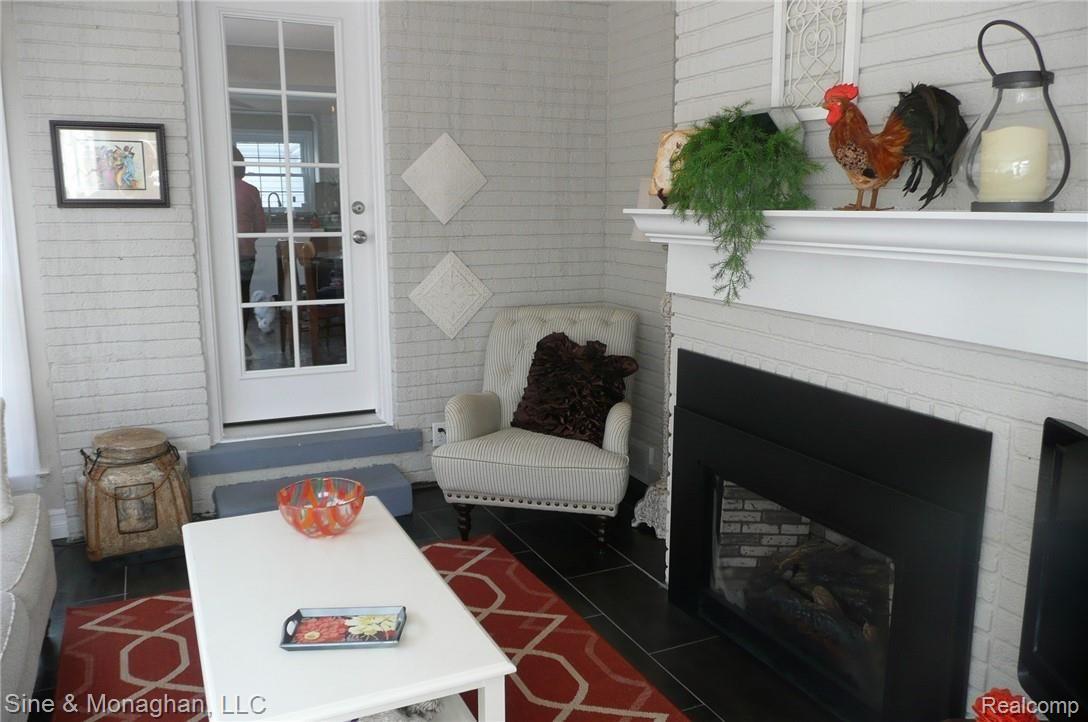 1135 Fairholme Road Grosse Pointe, MI 48236 - Photo 22 of 57 1135-8.JPG