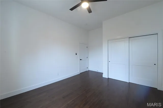 $1,895 | 3184 Oak Hill Avenue, St. Louis, MO 63116