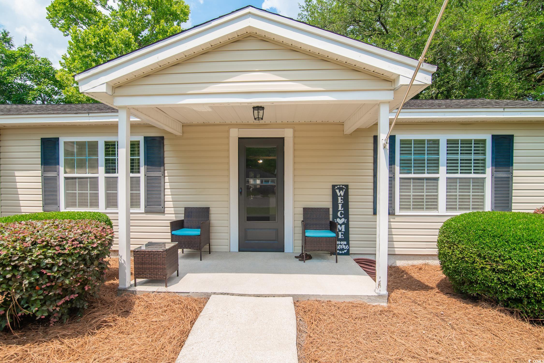 2510 Redwood Street Georgetown, SC 29440 - Photo 3 of 27 View of property entrance