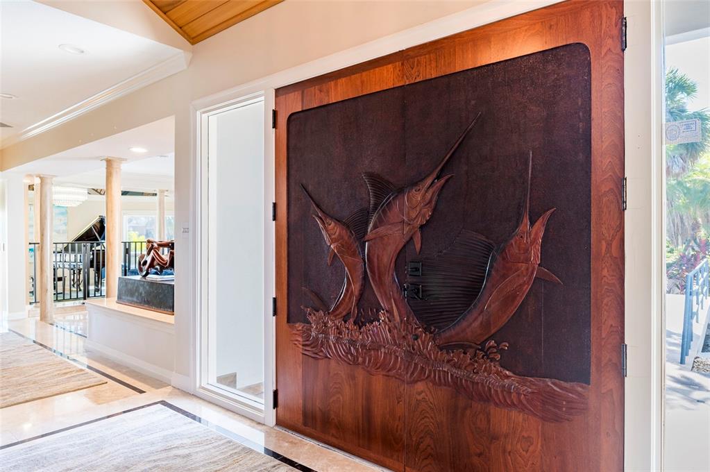 2268 Kings Point Drive Largo, FL 33774 - Photo 11 of 84