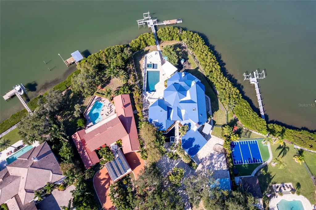 2268 Kings Point Drive Largo, FL 33774 - Photo 3 of 84 an aerial view of a house