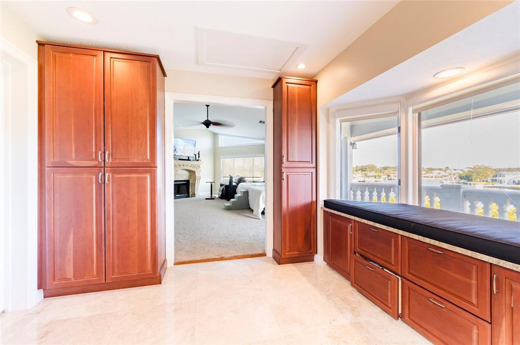 2268 Kings Point Drive Largo, FL 33774 - Photo 41 of 84