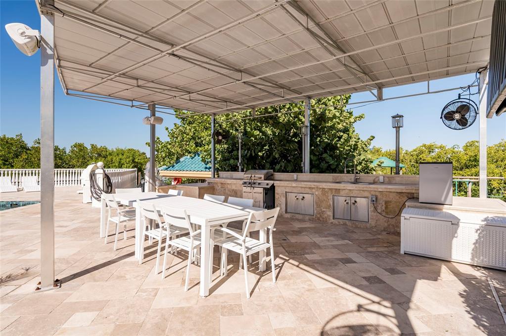 2268 Kings Point Drive Largo, FL 33774 - Photo 71 of 84