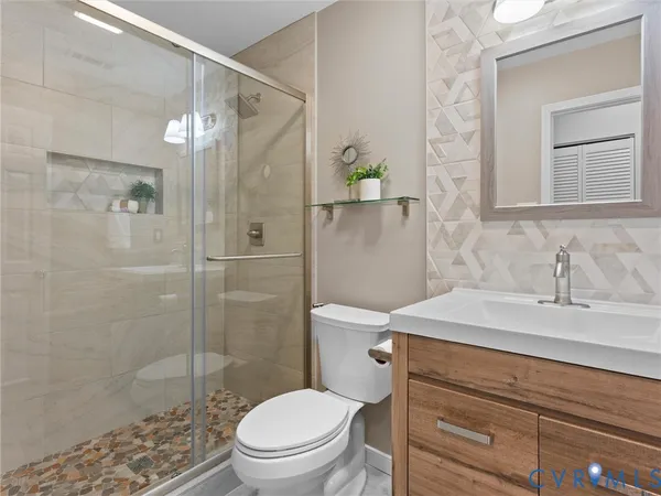 $459,000 | 5501 Creek Crossing Drive, Midlothian, VA 23112