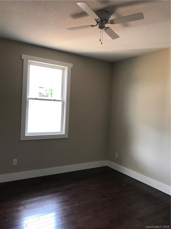 164 Webb Creek Road Fairview, NC 28730 - Photo 7 of 18 Gallery Image 7