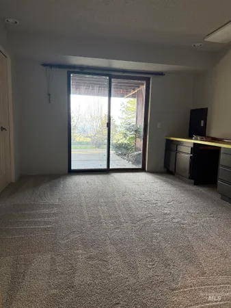 $1,475,000 | 1050 Paradise Ridge Road, Moscow, ID 83843