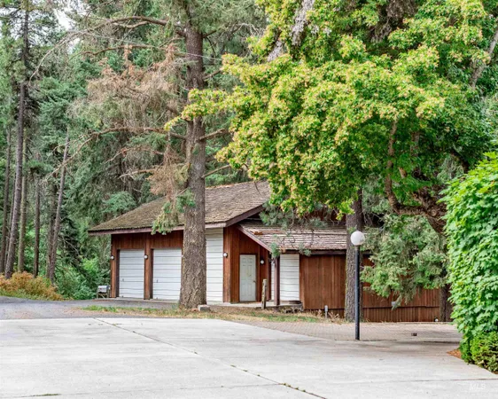 $1,475,000 | 1050 Paradise Ridge Road, Moscow, ID 83843