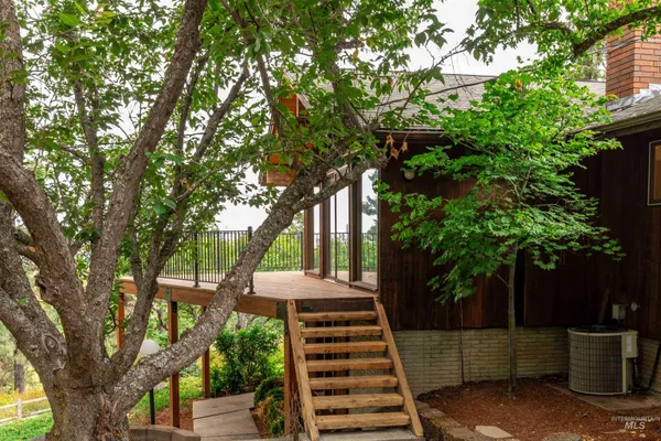 $1,475,000 | 1050 Paradise Ridge Road, Moscow, ID 83843