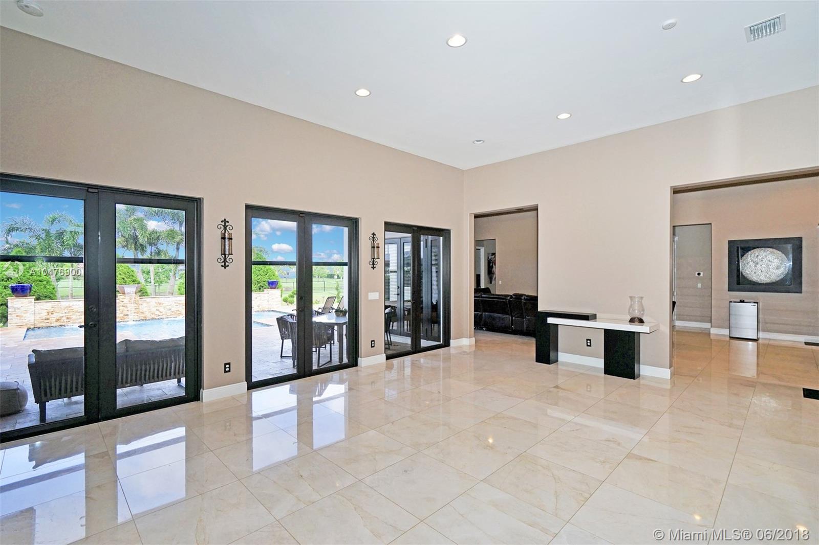 4444 Parkside Road Davie, FL 33328 - Photo 12 of 55 Gallery Image 12