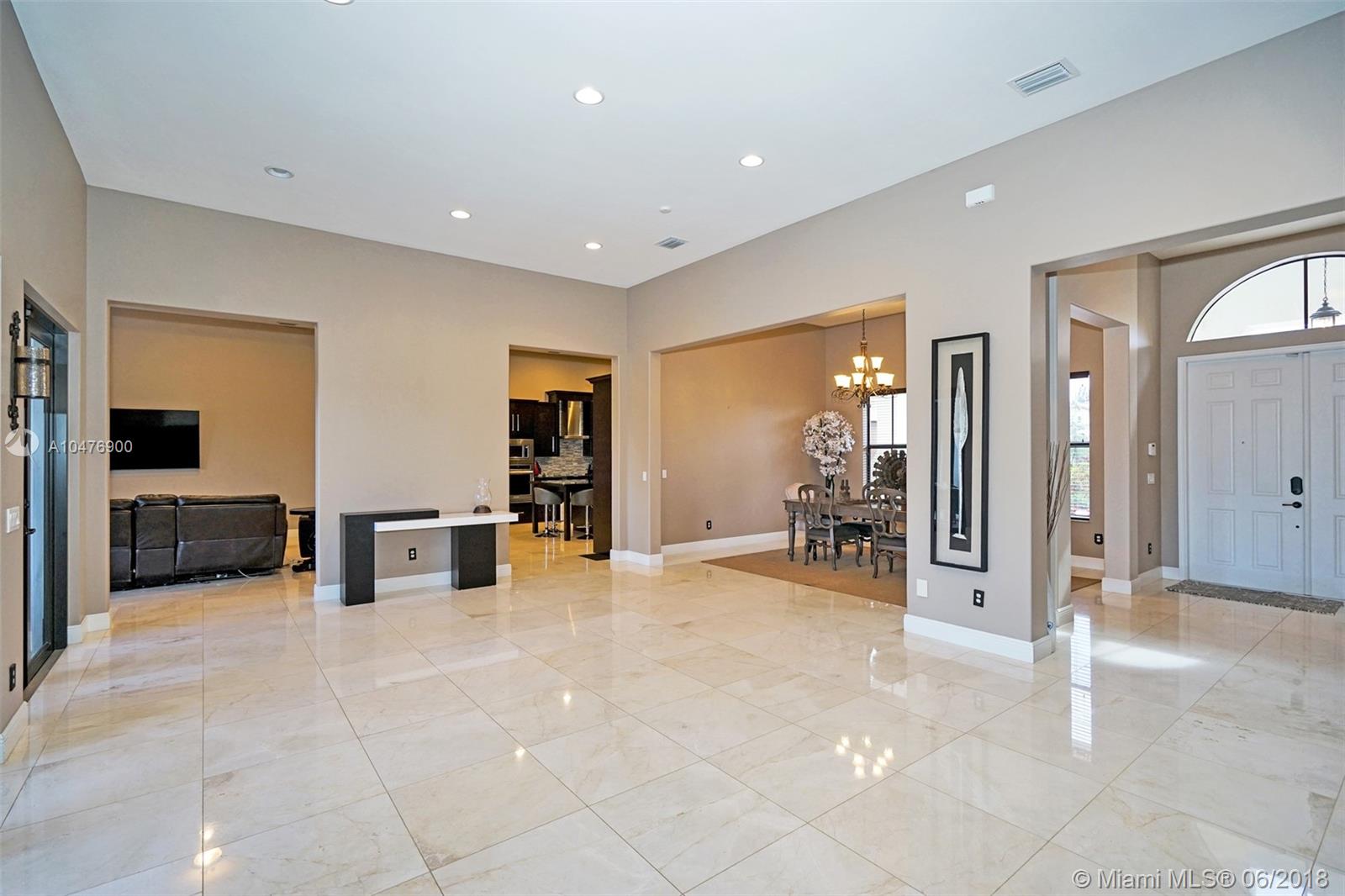4444 Parkside Road Davie, FL 33328 - Photo 13 of 55 Gallery Image 13