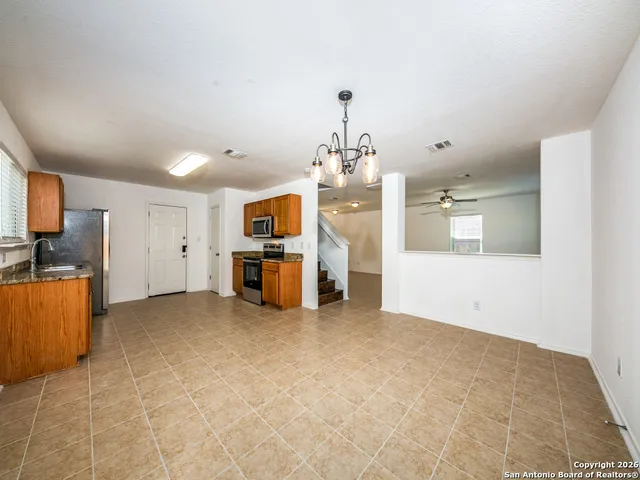 $1,875 | 6327 Fence Crossing, San Antonio, TX 78244