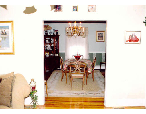 5 Enmore Road Saugus, MA 01906 - Photo 6 of 18 Gallery Image 6