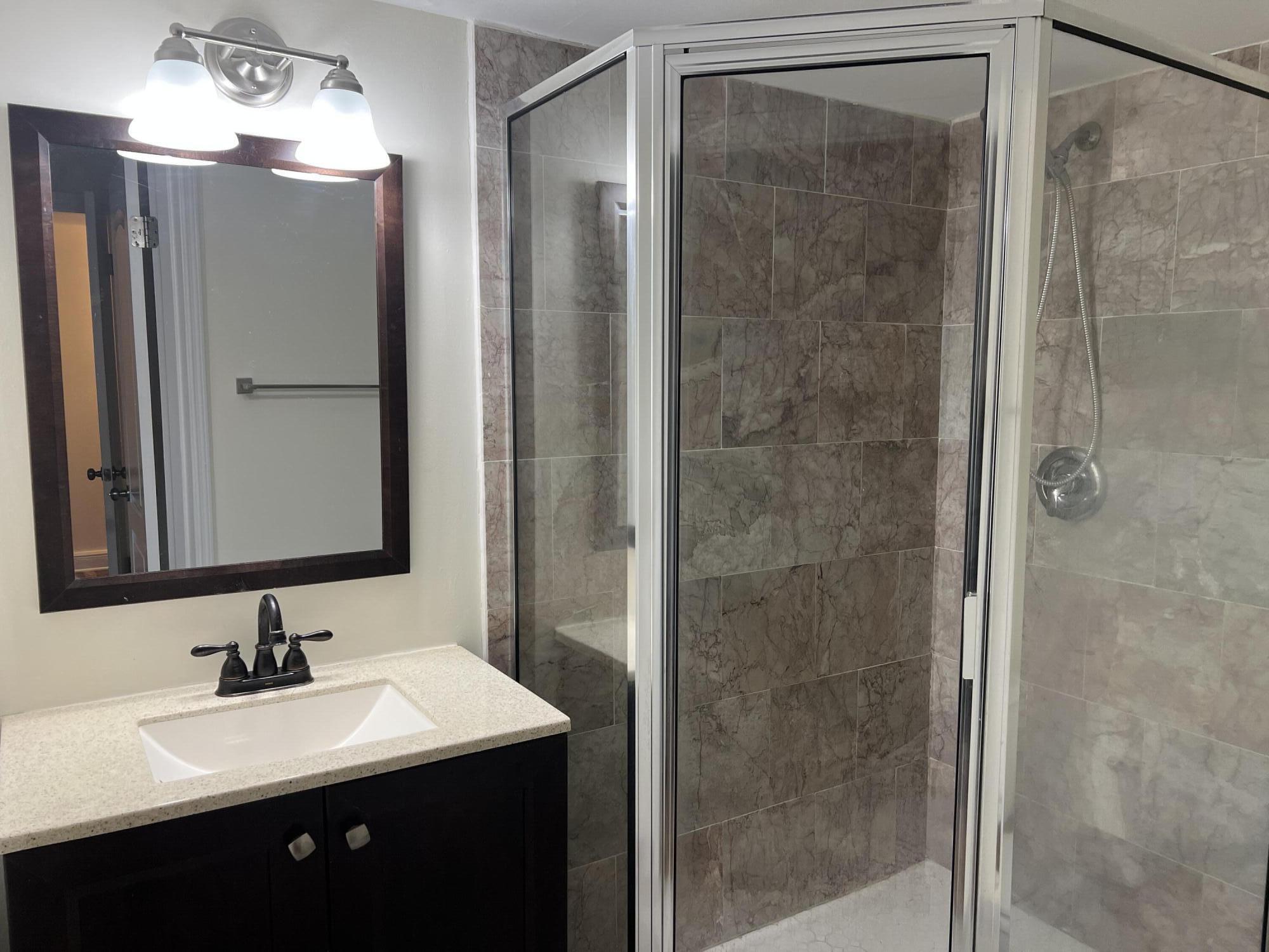 150 Pineview Road, Unit L8 Jupiter, FL 33469 - Photo 13 of 24 IMG_6052