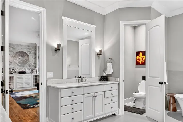 $2,650,000 | 201 West Meade Drive, Nashville, TN 37205