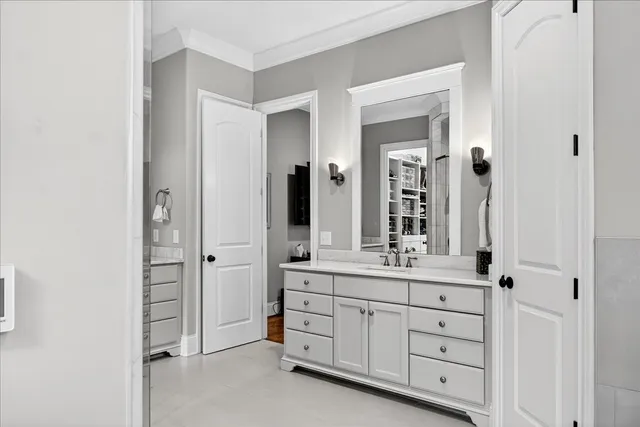 $2,650,000 | 201 West Meade Drive, Nashville, TN 37205