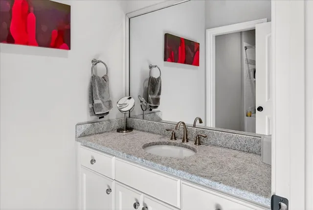 $2,650,000 | 201 West Meade Drive, Nashville, TN 37205