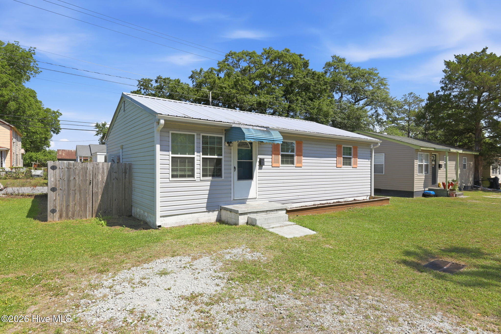 518 Ruth Avenue New Bern, NC 28560 - Photo 29 of 42 Exterior
