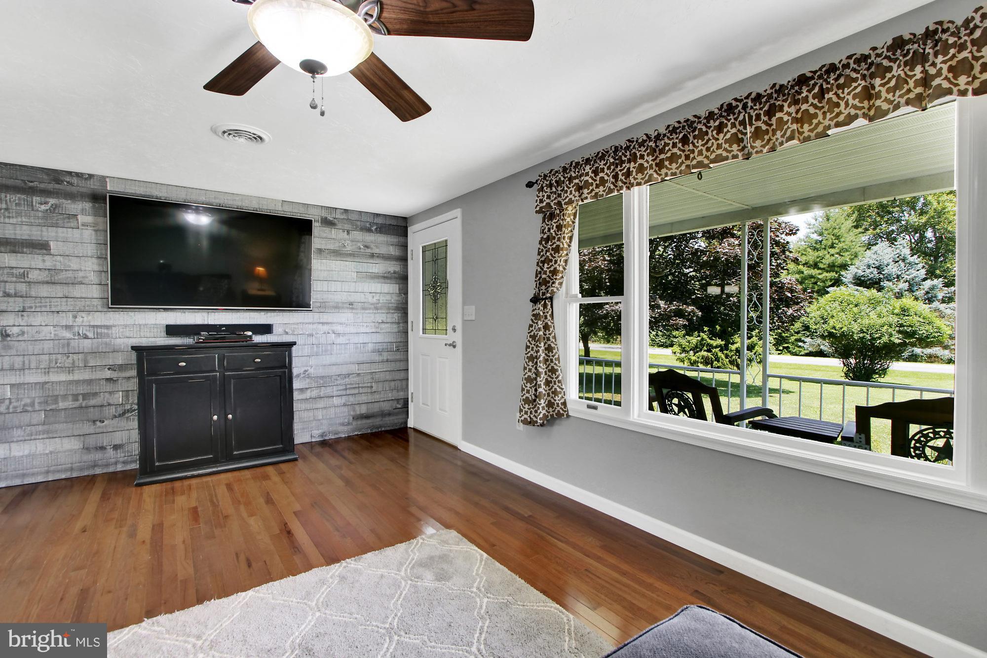 1129 Stone Road Westminster, MD 21158 - Photo 4 of 36 Wood accent wall
