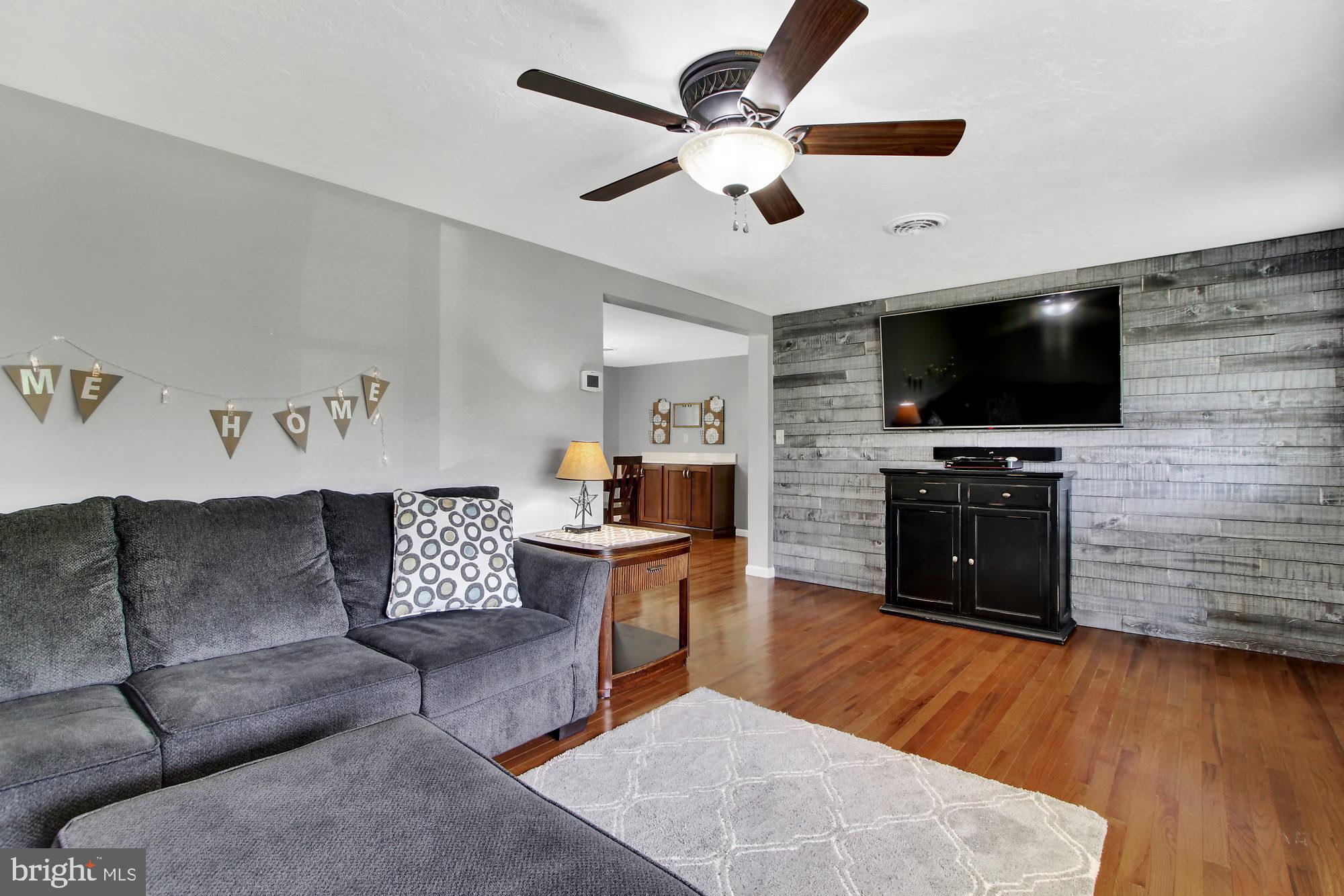 1129 Stone Road Westminster, MD 21158 - Photo 5 of 36 Floating tv and surround sound setup