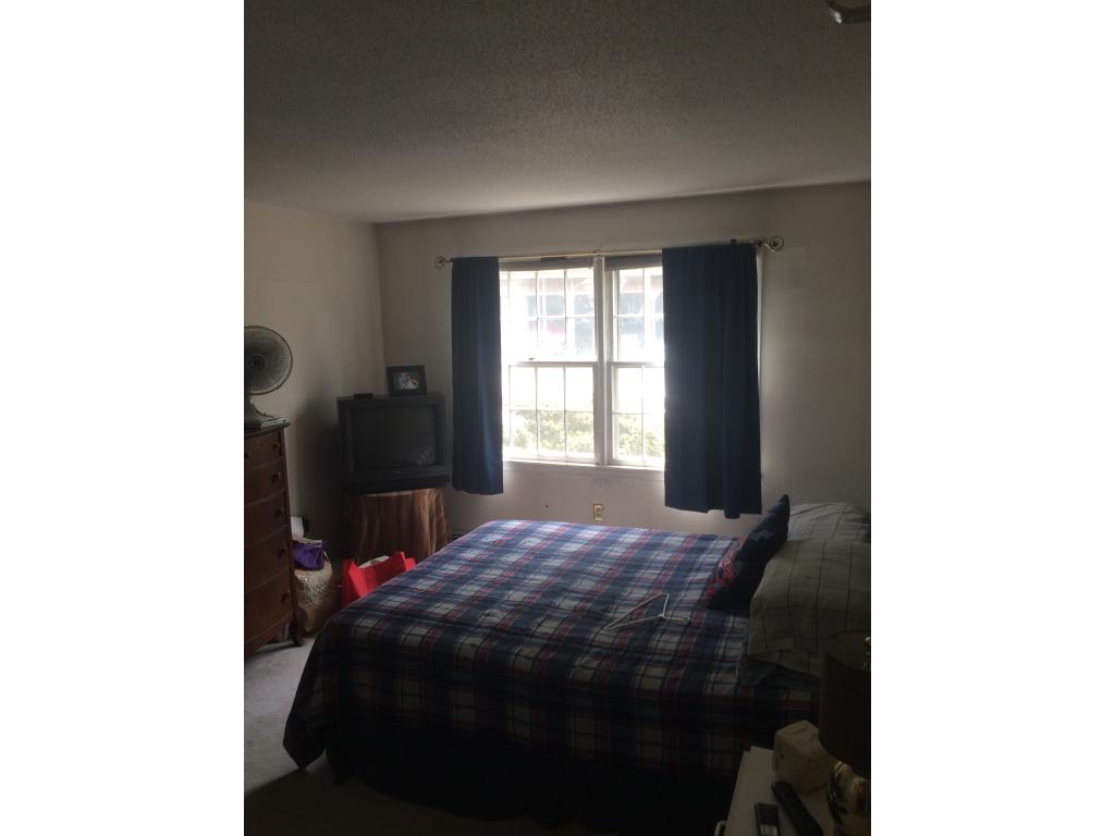 1 Bittersweet Road, Unit 15 Nashua, NH 03060 - Photo 5 of 6