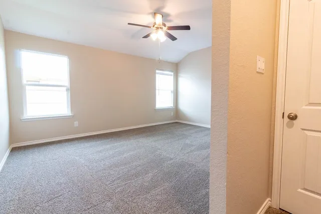 $2,400 | 1022 Fannin Street, Brenham, TX 77833