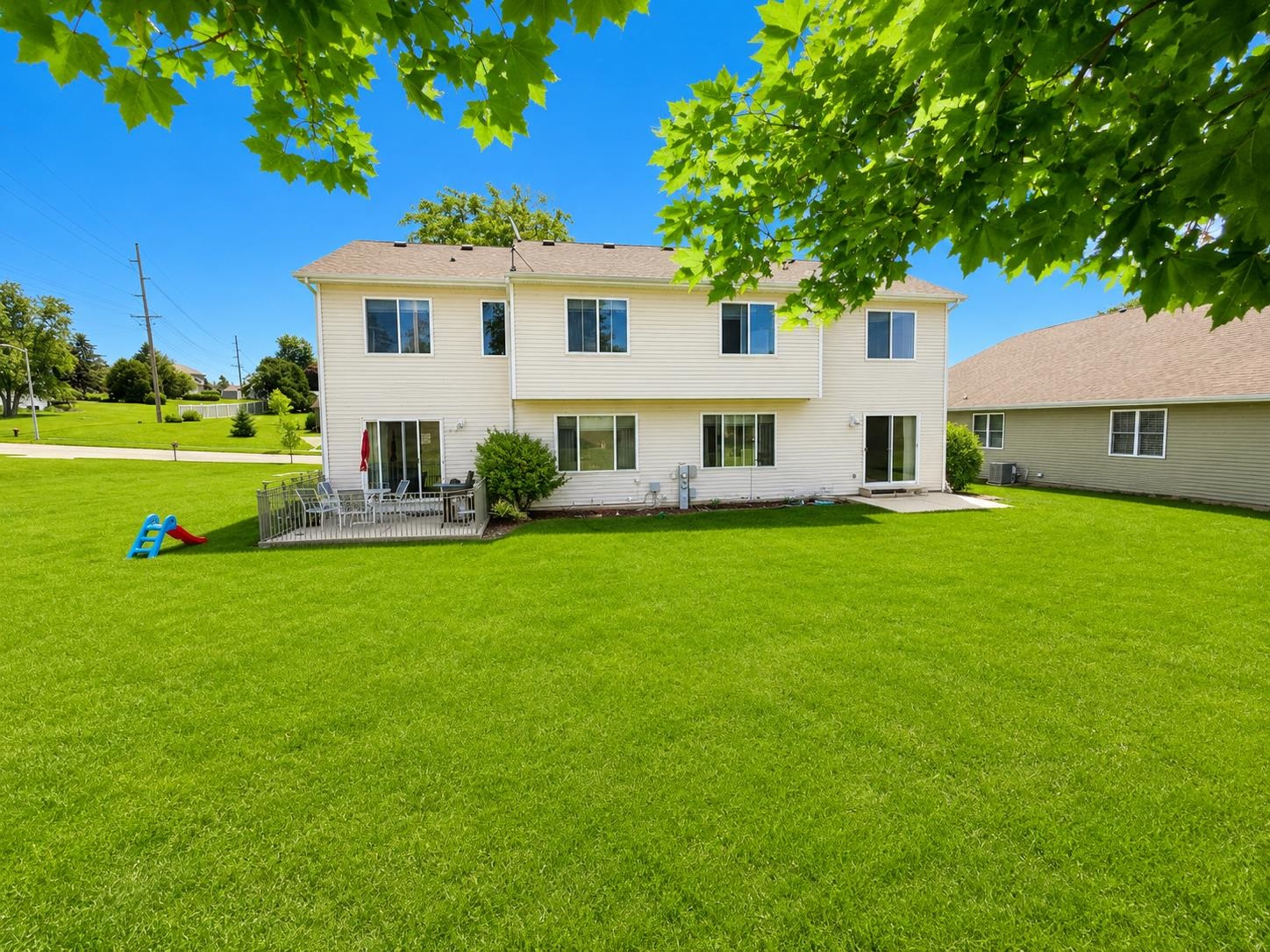 809-811 Vista Ridge Drive Mount Horeb, WI 53572 - Photo 4 of 76