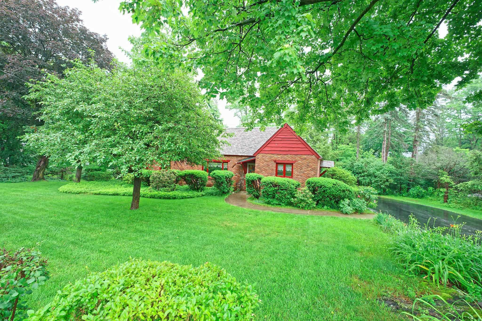 4125 Consaul Road Schenectady, NY 12304 - Photo 1 of 41 Photo 1