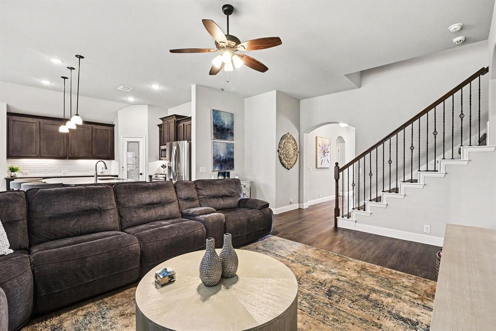 1107 Misty Ridge Drive Justin, TX 76247 - Photo 4 of 27