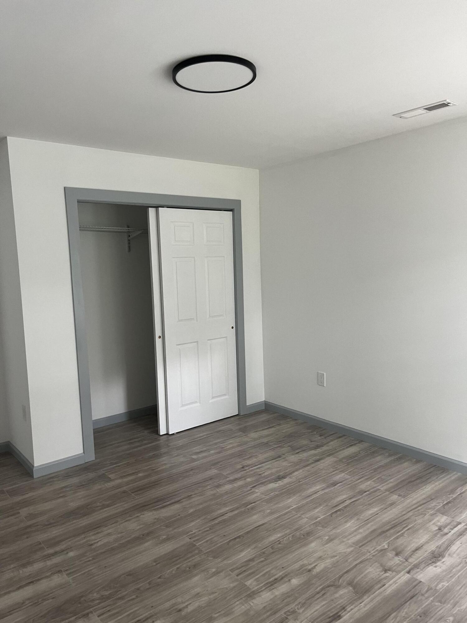 2008 Foust Street Chattanooga, TN 37407 - Photo 13 of 23 IMG_3317