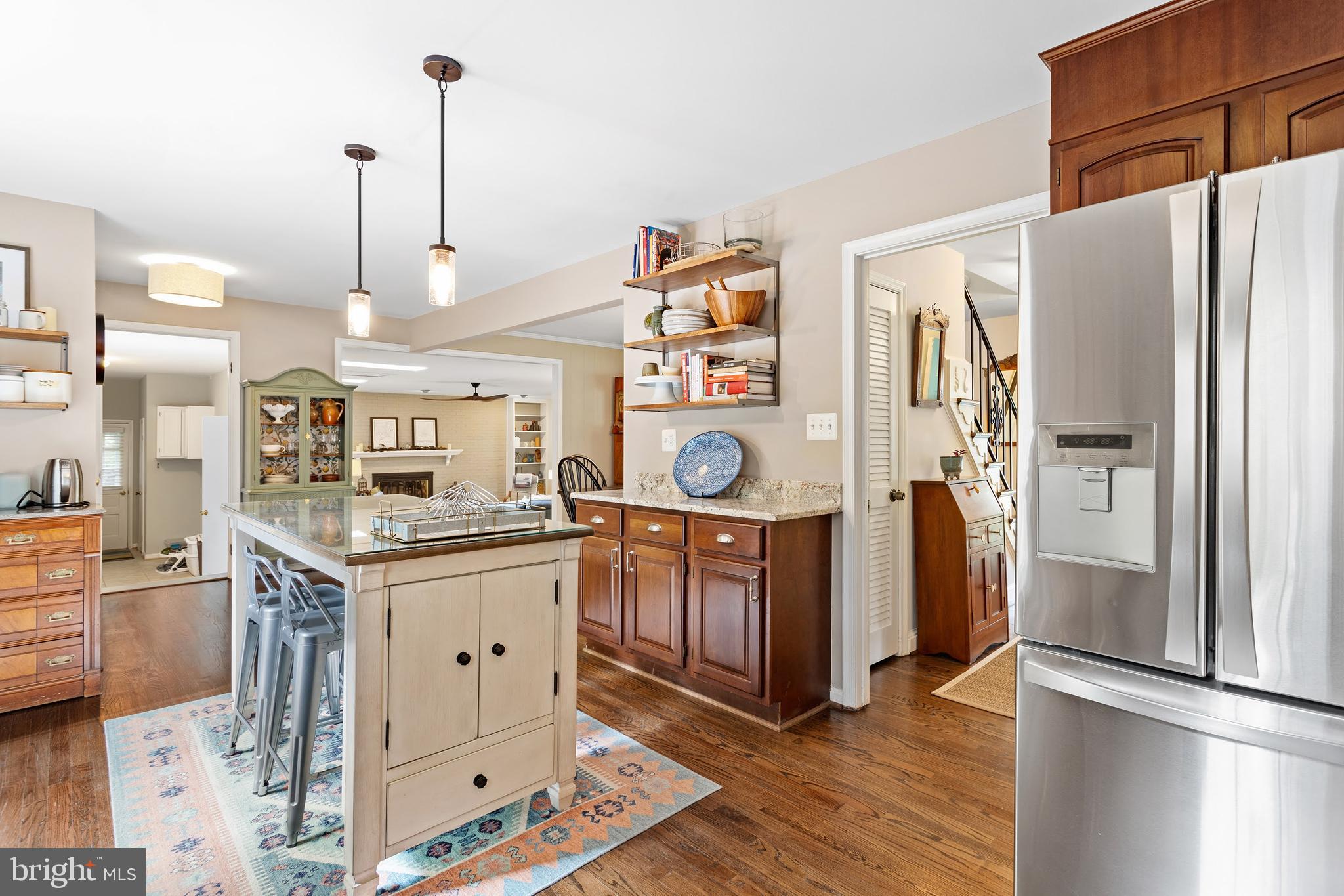 4301 Wakefield Drive Annandale, VA 22003 - Photo 11 of 45