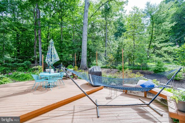 $990,000 | 4301 Wakefield Drive, Annandale, VA 22003