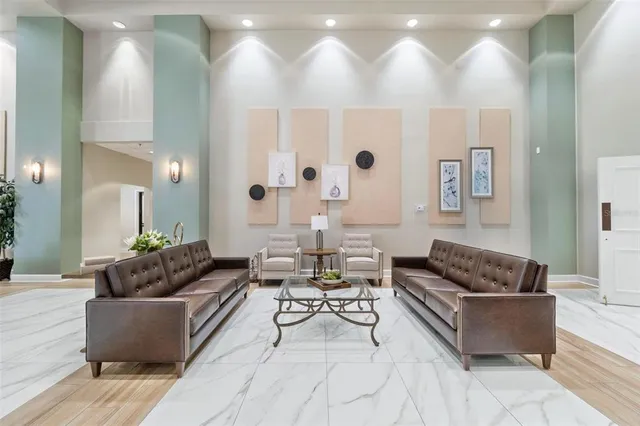 $119,500 | 201 Bedford Trail, Unit 123, Sun City Center, FL 33573