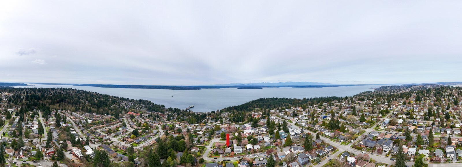 8451 40th Avenue Southwest Seattle, WA 98136 - Photo 33 of 37 a view of a city