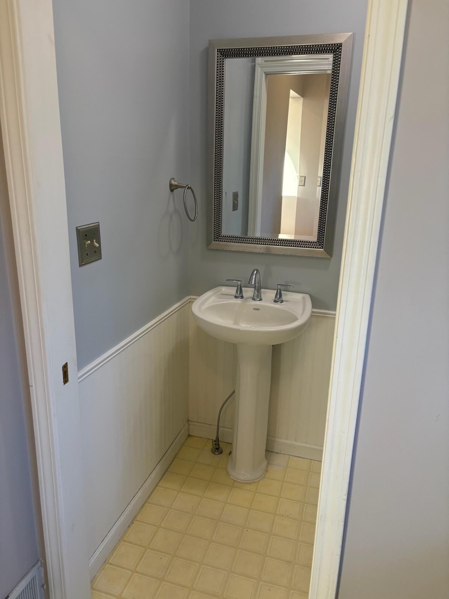 433 McKinley Street Chelsea, MI 48118 - Photo 22 of 66 IMG_1286