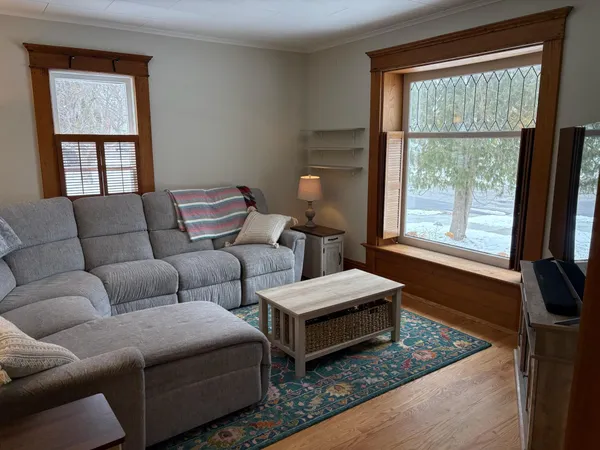 $2,500 | 433 McKinley Street, Chelsea, MI 48118