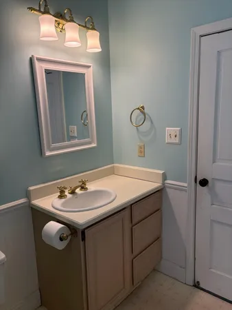 $2,500 | 433 McKinley Street, Chelsea, MI 48118