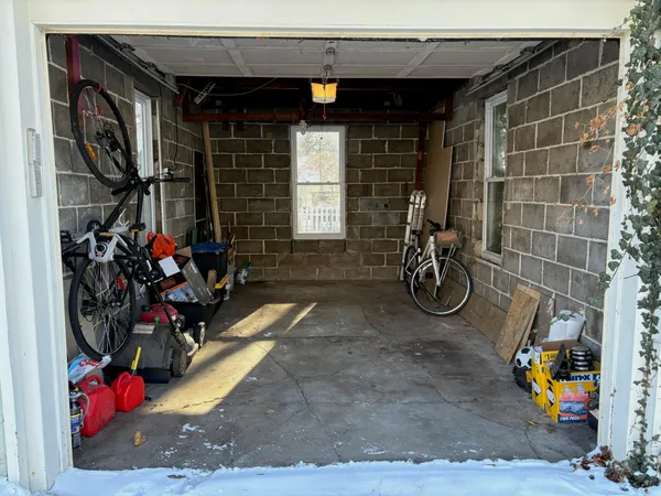 $2,500 | 433 McKinley Street, Chelsea, MI 48118