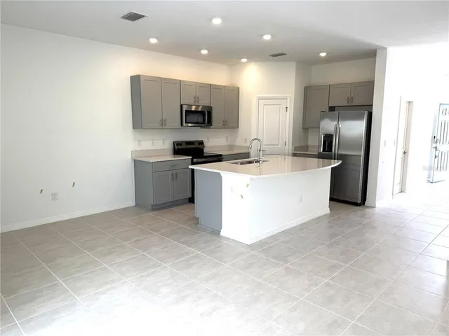 $2,150 | 16521 Bergamo Place, Bradenton, FL 34211