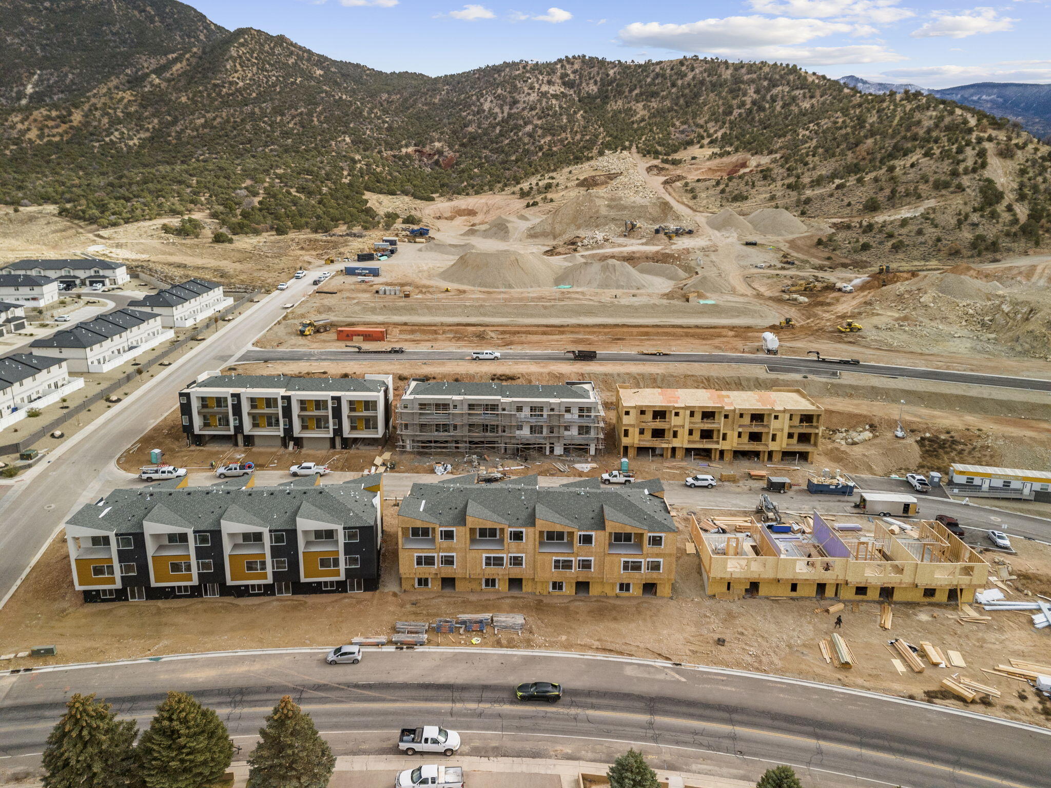 432 East Fiddlers Canyon Road, Unit 113 Cedar City, UT 84721 - Photo 11 of 11 77-web-or-mls-DJI_20251117161032_0283_D
