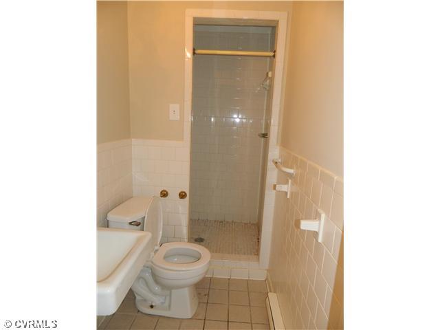 7400 Hopkins Road Richmond, VA 23237 - Photo 10 of 13 Master Bath - 2nd master bath