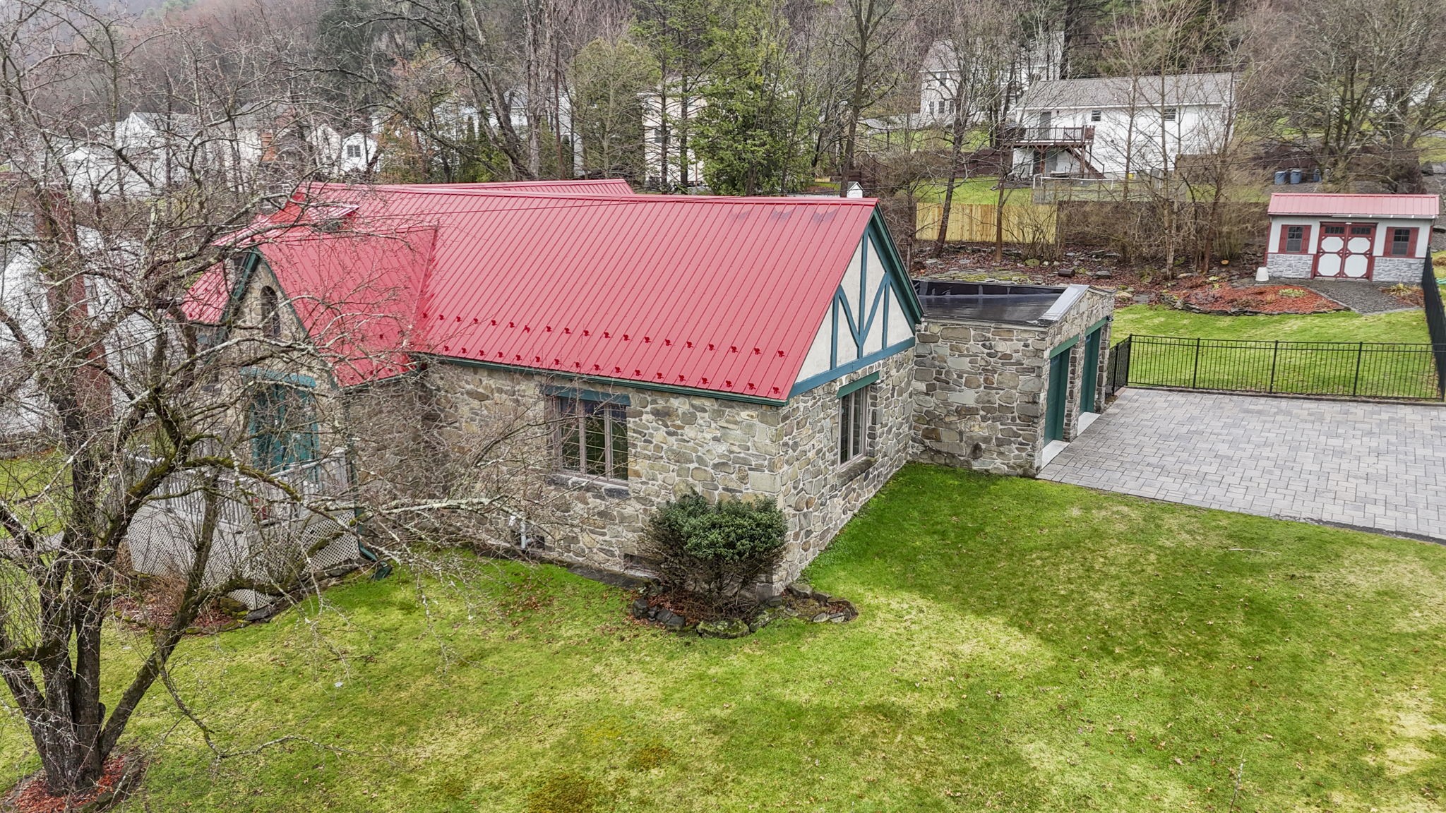 161 Rosedale Drive Binghamton, NY 13905 - Photo 5 of 50