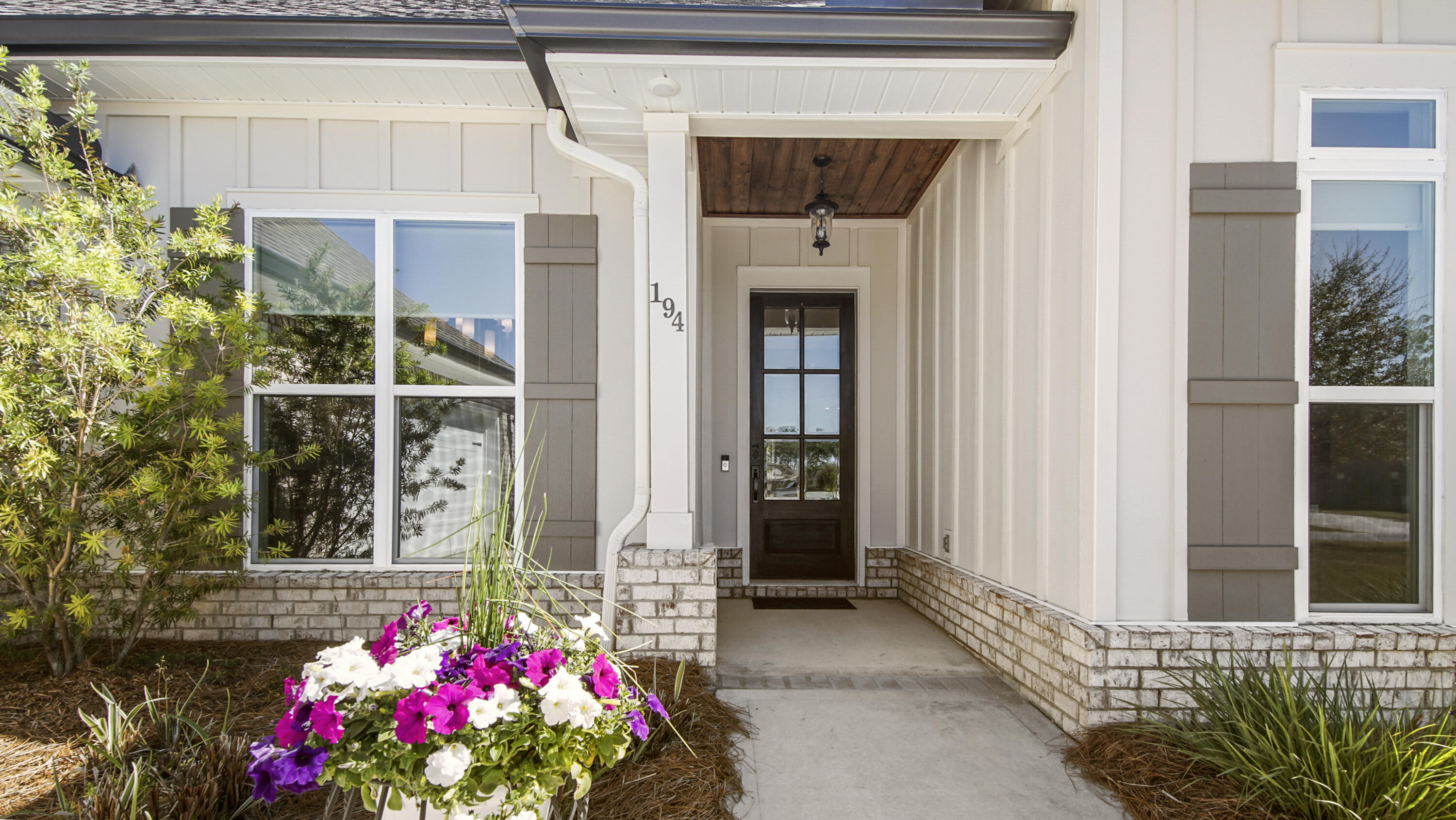 194 Mill Pond Cove Freeport, FL 32439 - Photo 2 of 89 DSC02112