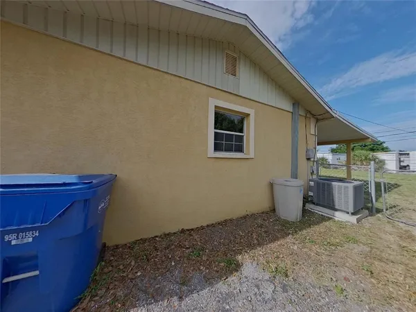 $2,549 | Undisclosed Address, Largo, FL 33771